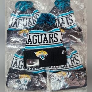 New Era Jacksonville Jaguars Beanies (Black & White)